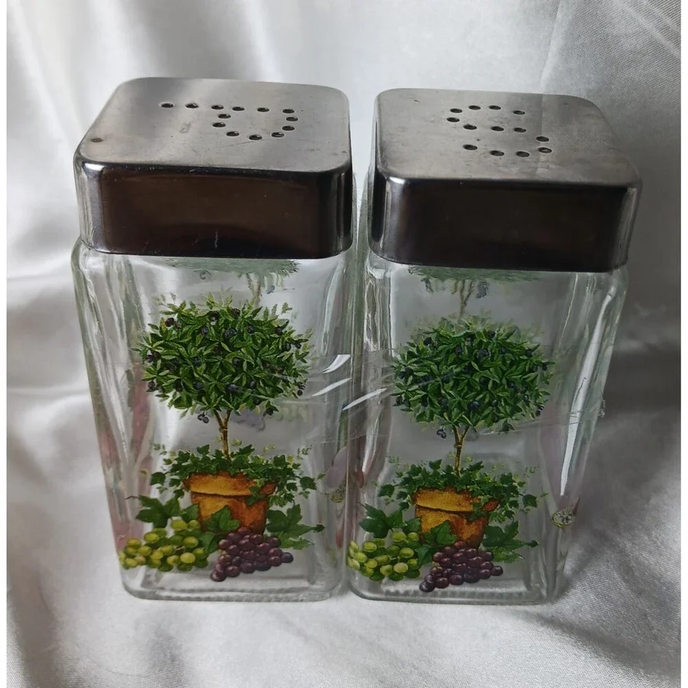 GLASS POTTED TREE GRAPES SALT & PEPPER SET